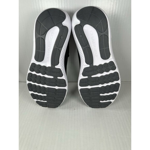 Size 10 Under Armour Shoes Mens WIDE Black White Charged Surge 4 4E 3028249-002 main image 7